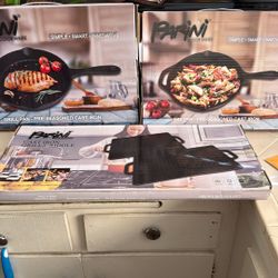 Seasoned And Empaneled Cast Iron Cookware