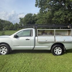 2017 Nissan Titan SV Pickup Truck 