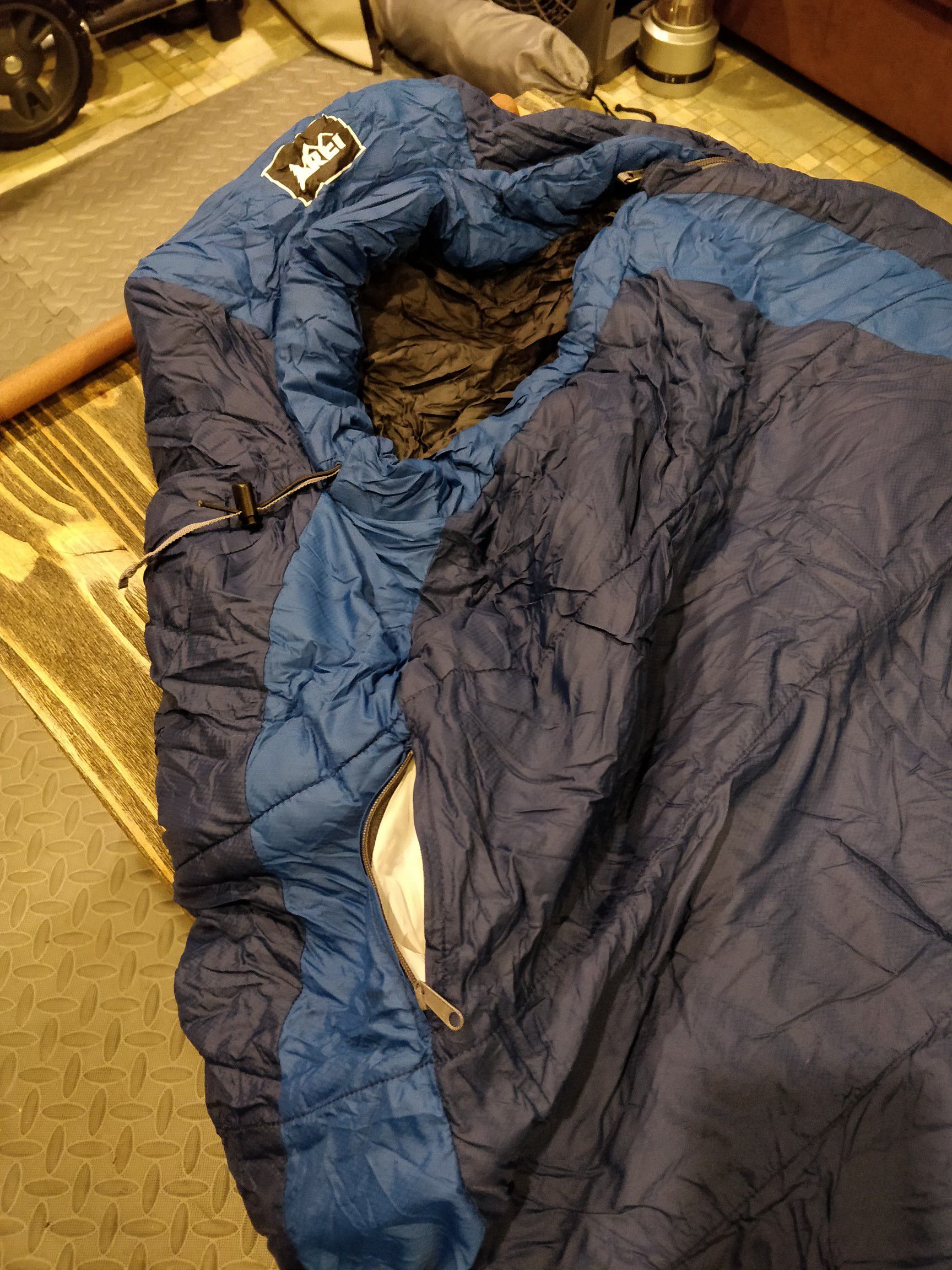 REI Lumen 25 degree sleeping bag