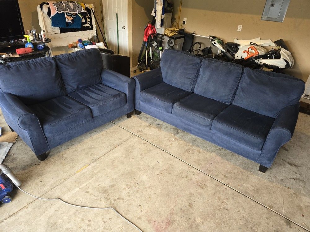 Couch & Loveseat