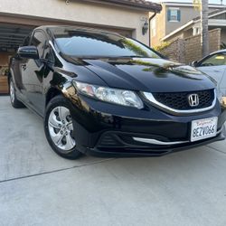2015 Honda Civic LX Clean Reliable Great Gas Mileage