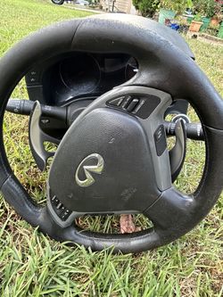 G37s Steering Wheel 