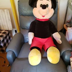 BIG MICKEY MOUSE (PICK UP ONLY)