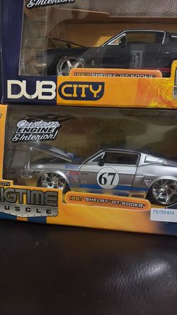 NEW VINTAGE 1967 Shelby GT-500KR scale 1:24 hot wheels Diecast toy cars