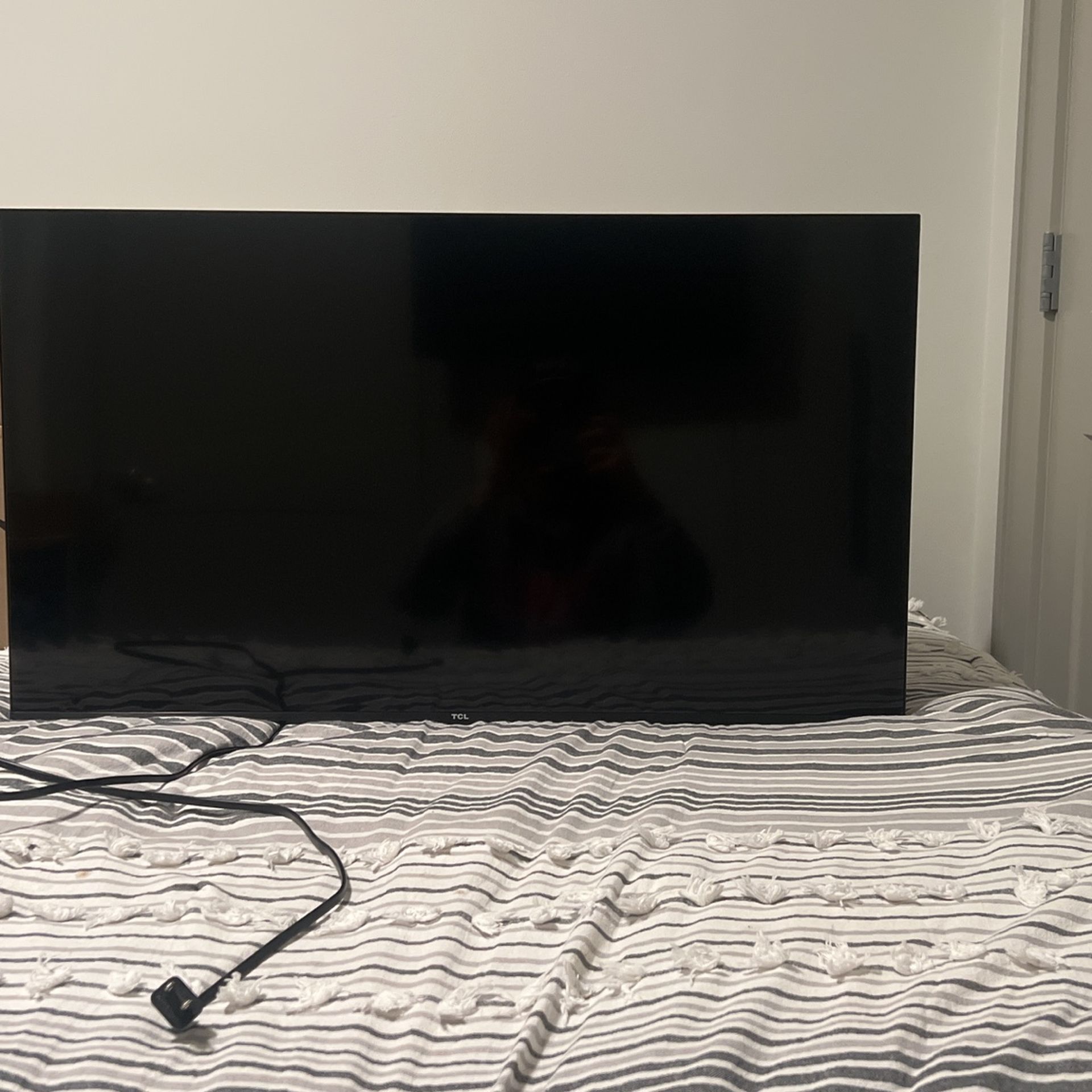 TCL 40” Roku TV