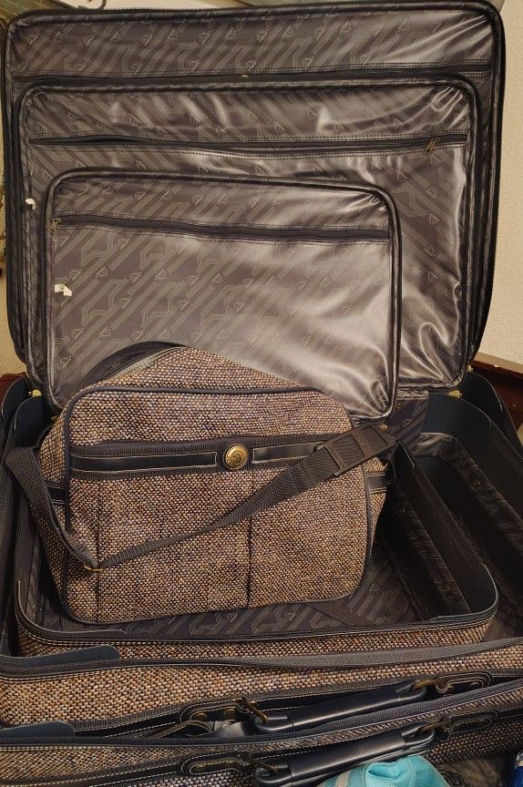 Luggage Set
