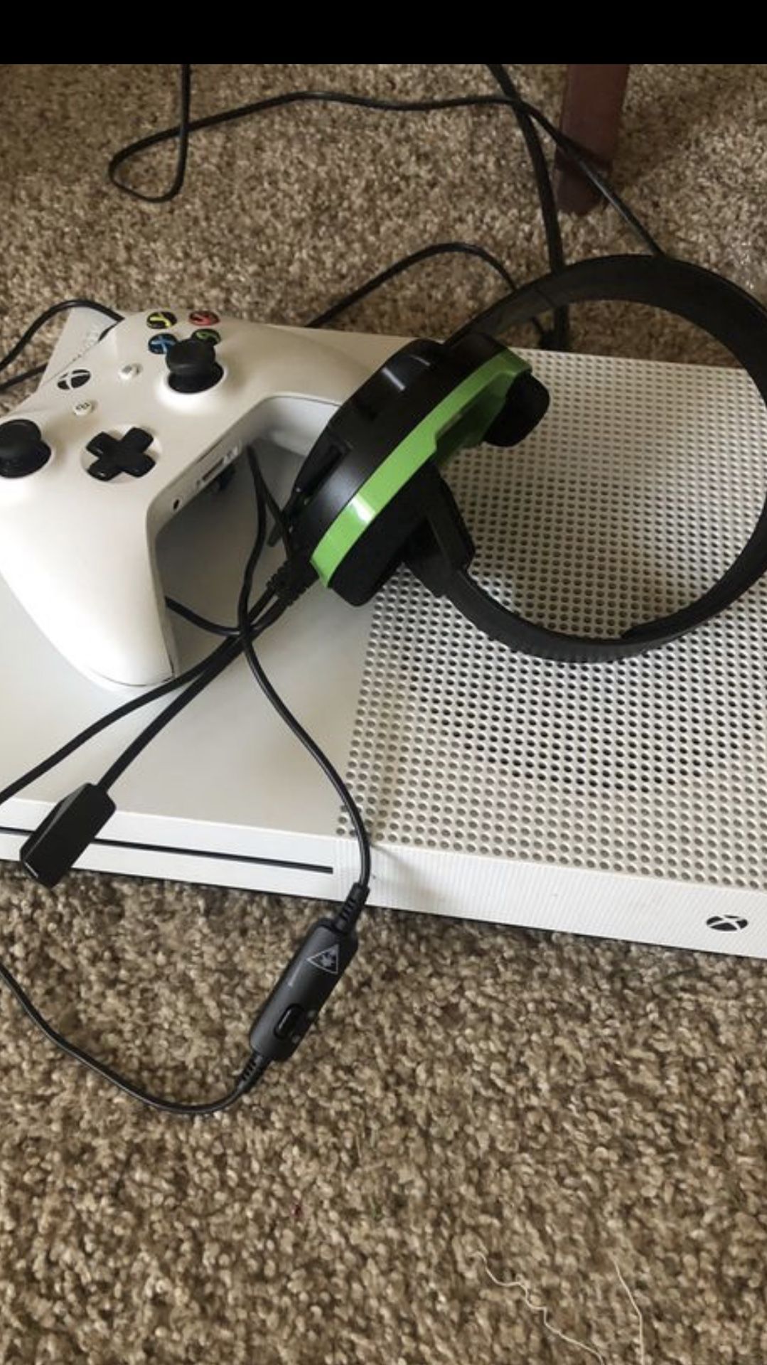 Xbox one s almost like brand new