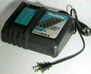 Makita 18v battery charger new