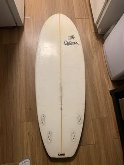 Wisdom sprout surfboard 5’4”