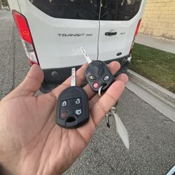 Llaves De Autos / Car Keys And Remotes