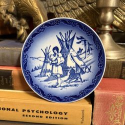 AUTHENTIC Royal Copenhagen American Mothers Day Indian Love Call - No Box 75831