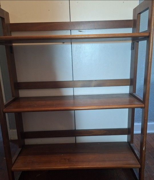Shelf