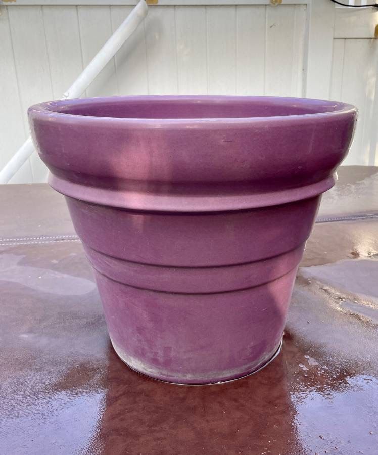 Magnificent X-Large Vintage Purple Gainey Pottery Pot Planter 15 Inch for  Sale in Los Angeles, CA - OfferUp