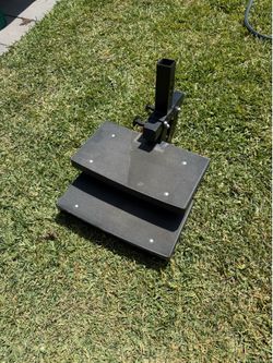 Dog steps mount to the 2” Hitch