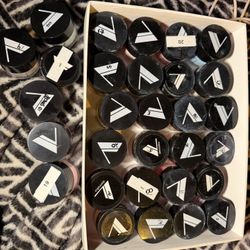 Valentino Acrylic Pigment