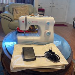 Singer Simple Sewing Machine