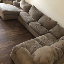 Bauhaus on sale microfiber couch