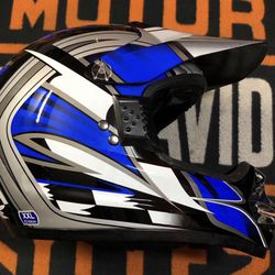 NEW WITH TAG HELMET Motorcycle 2XL MEN MOTOCROSS STYLE 