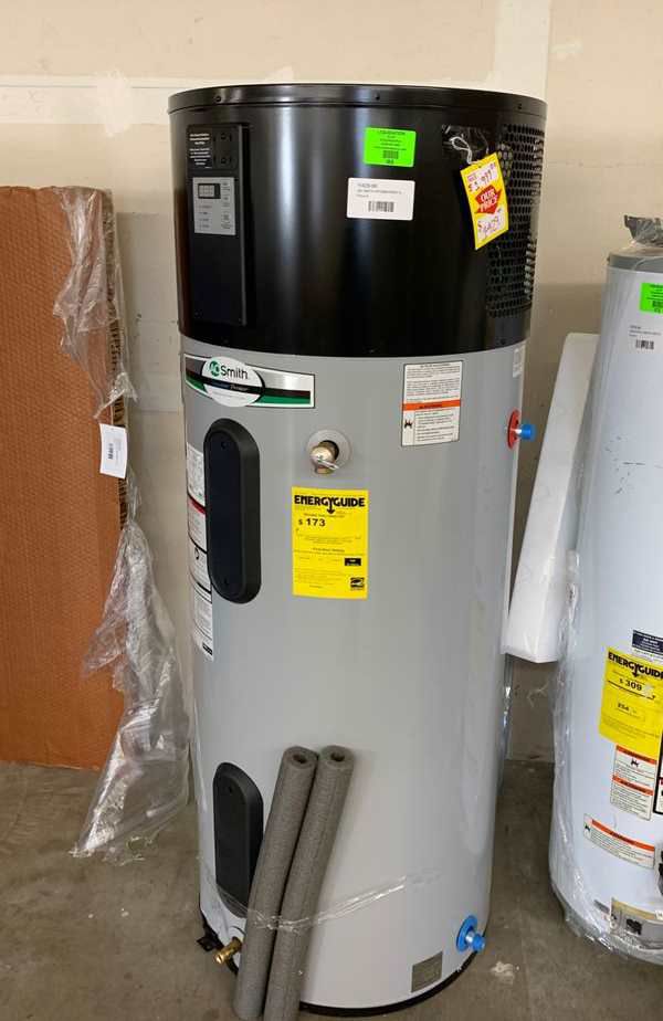 NEW AO SMITH WATER HEATER WITH WARRANTY 80 gallons R6U1