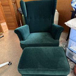 Reading Chair With Ottoman 