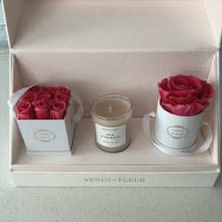 Venus  by Fleur  candle & flower scent .
