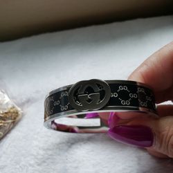 Stainless Steel Gg Bangle Bracelet 