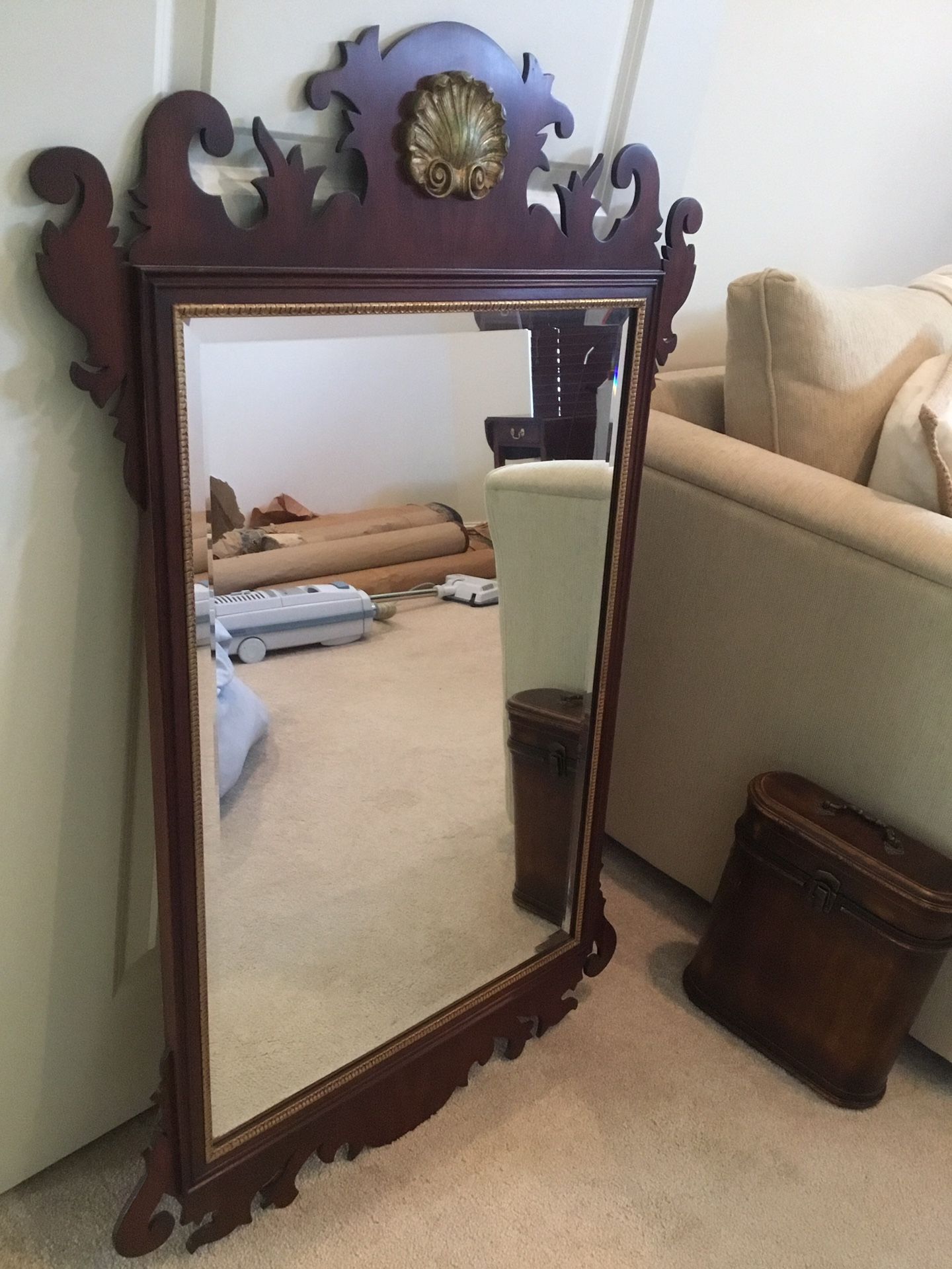 Henkel Harris Chippendale Mahogany Framed Mirror