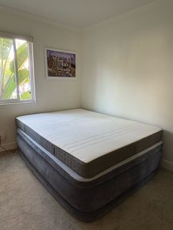 inflatable mattress base queen size (bed mattress not included)