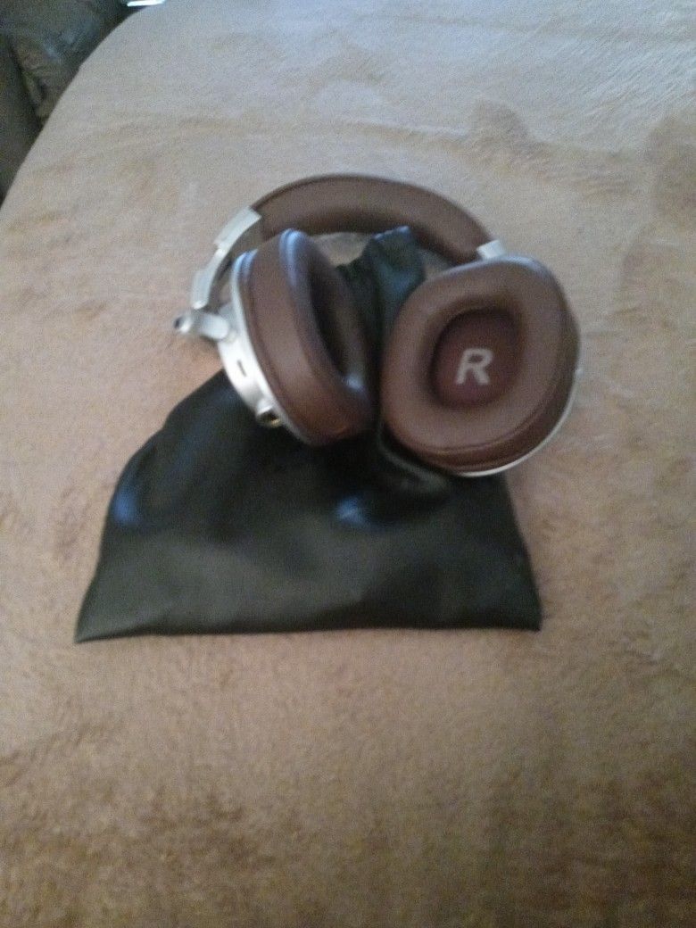 Dj Wireless headphones