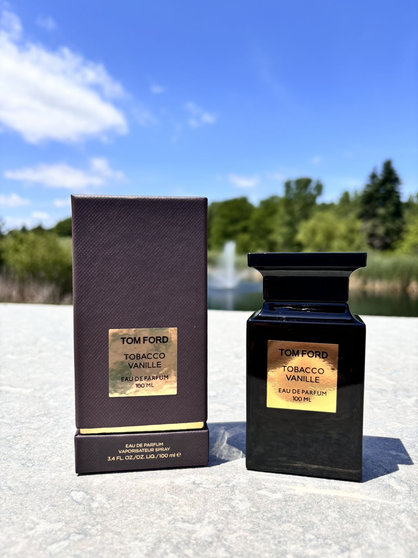 tom ford vanille tobacco tester EDP Sample Spray 2 ML + Free Sample Tobacco Vanille is reminiscent of the very finest of private clubs  a classic fragrance infused with tonka bean Tester 100 Ml Vanilla And