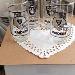 RAIDERS FANS GLASSWARE