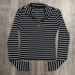 Women’s XS Aero Striped Black & White Quarter-Zip Long Sleeve Knit Top