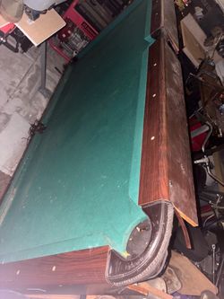 Folding pool table