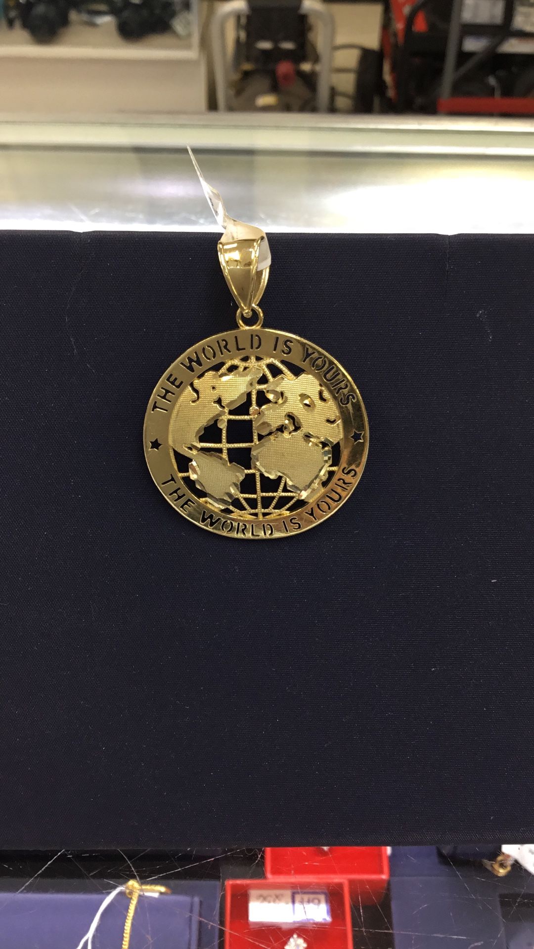 $304.99 Descriptive Pendant.
