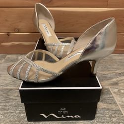 Nina Silver Heels Size 5.5