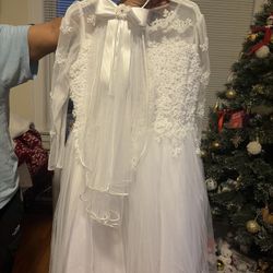 Women’s White Dress