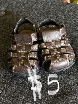 Baby toddler mother sandals size 4