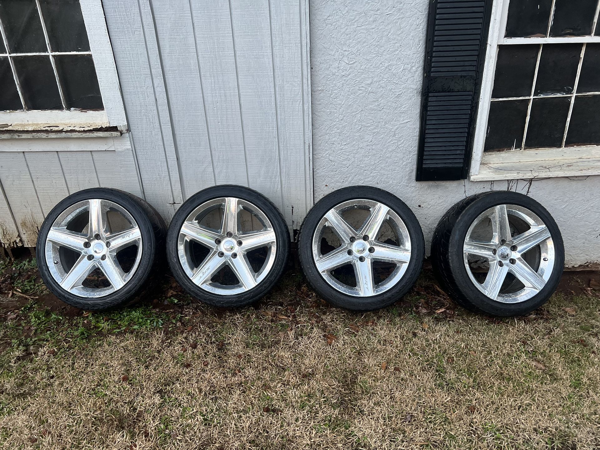 Srt Rims for Sale in Lawrenceville, GA - OfferUp