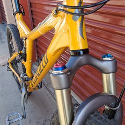 Specialized Stumpjumper Comp M4 FSR Dual Suspension Dual Disc Brakes Mountain Bike 
Fox Shox