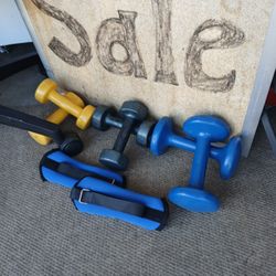 Weights! 2-5-lbs 1-10-lbs/Weights!set of Wrist Weights!