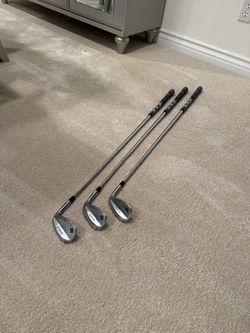 Golf clubs