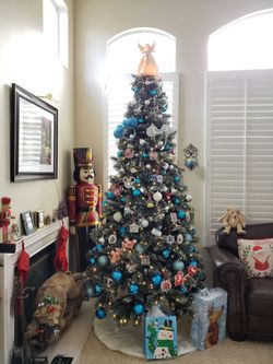 9ft slim Pre-lit Christmas Tree