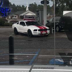 2005 Ford Mustang