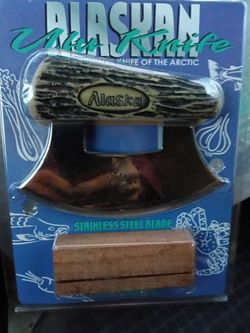 Alaskan Ulu Knife with Wooden Stand