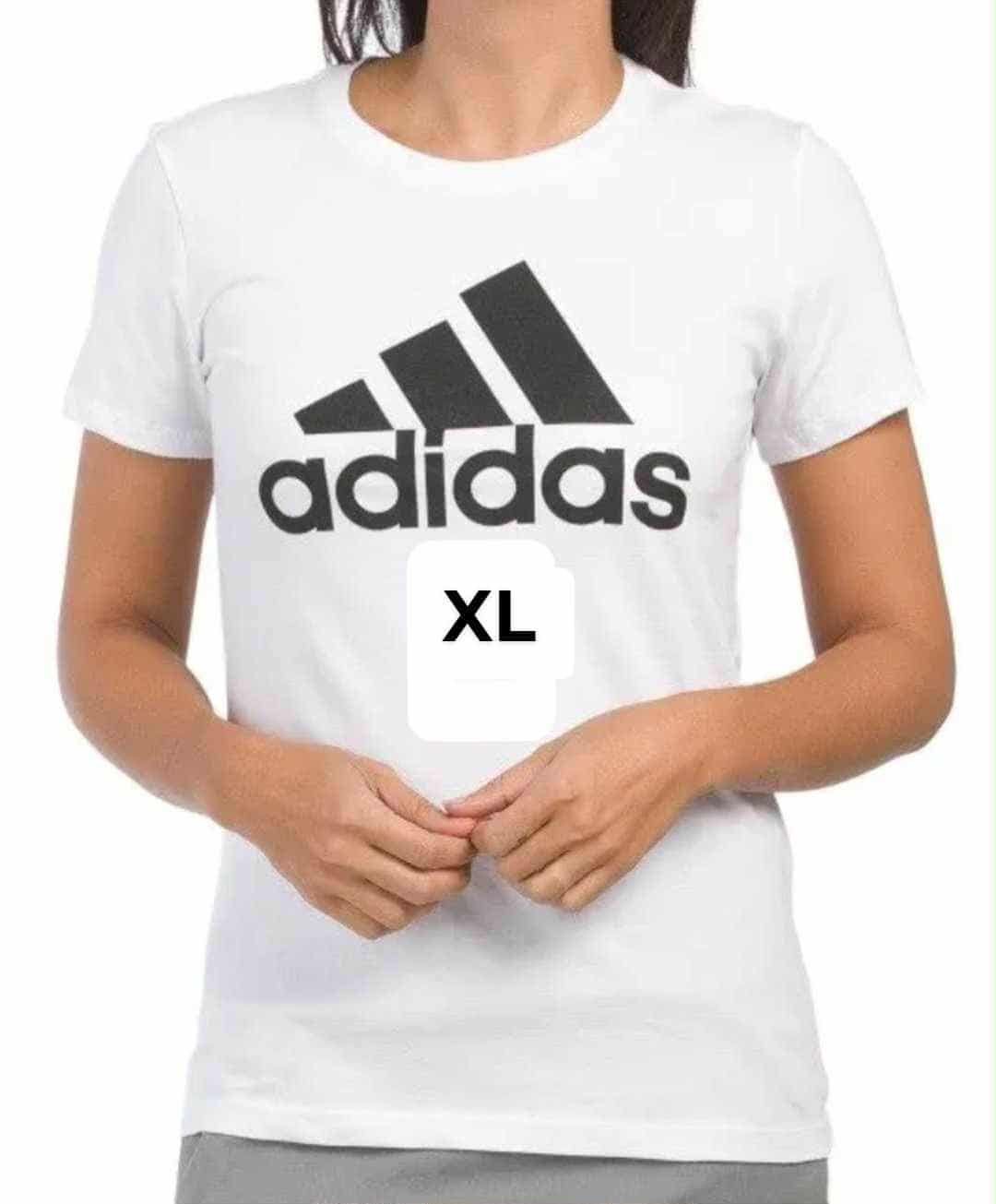 New Women’s T-shirt Size XL Still With Tags