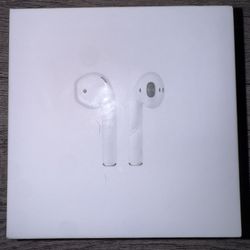 NEW Apple AirPods (2nd Gen) with Wireless Charging Case
