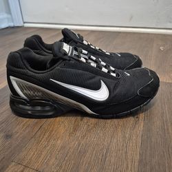 Nike Air Max Torch 3 Running shoes Black White Size 10