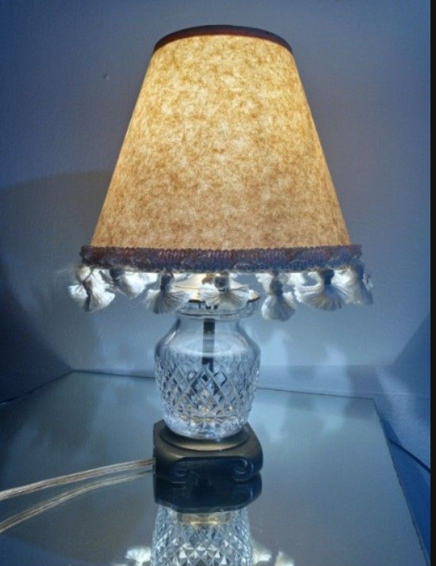 WATERFORD CRYSTAL TABLE LAMP 11"