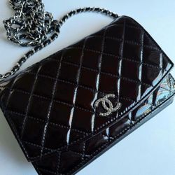 Chanel Brilliant Wallet On Chain