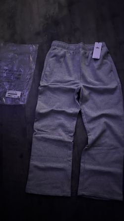 Alo sweatpants